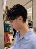 爽やかビジネスマンに。毛流れパーマ/黒髪センターパート/銀座