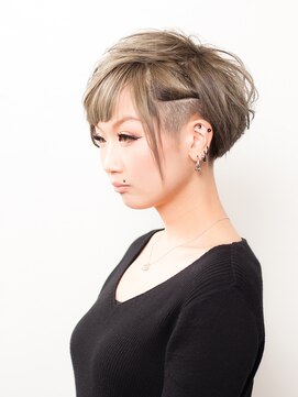 エストラスト 京都本店(s_trust) ショートボブをより活発に魅せる、春仕様ハイトーンスタイル！