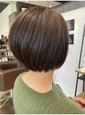 ひし形ショートボブ