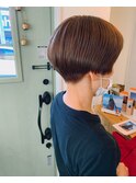 ショートボブ