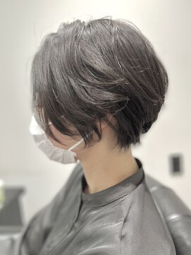 ジエクト 本店(The Ect) アースカラー×ネイビーブラック×大人ショート