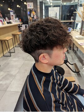 ラック 本厚木店(LUCK) メンズ人気のスペインカール☆