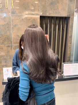 シュヴー 浦安店(CHEVEUX) ［千葉／浦安／三谷］柔らかな１１トーンブリーチなしグレージュ