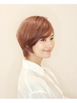 アンベリールフルー(EMBELLIR fleur) 分け目無しカールスタイル　３０代４０代５０代　表参道青山