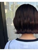 顎下ラインの切りっぱなしボブ