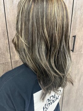 ミック ヘアアンドメイク アップ 駒込店(miq Hair&Make up) ハイライト×グレージュカラー