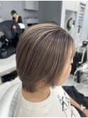 シャドールーツバレイヤージュ×ショートヘア