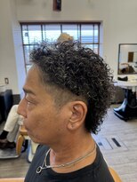 エムズ ヘアーコロラドロック(M's HAIR Colorado Rock)&nbsp;ぐるぐるスパイラルパーマ