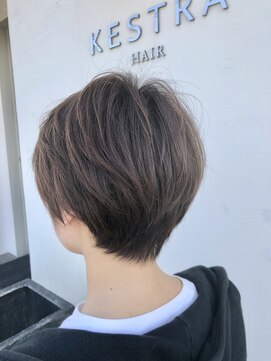 ケストラ(KESTRA) 大人なショートスタイル