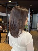 さら艶ミディアムヘア×顔周りレイヤー