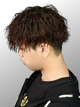 アノ(Ano.) 縦落ちツイストスパイラルツイストスパイラルマッシュカット