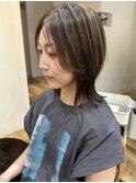 大人女子ミディアムウルフ