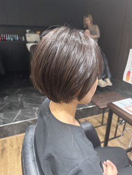 ハピネス クローバー 八木店(Happiness CLOVER) 丸みショート　大人可愛い　グレージュ　20代30代40代　八木