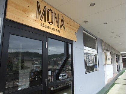 モナ(MONA)の写真