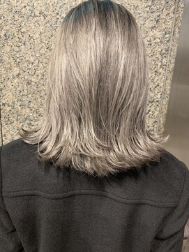 ウィルゴ(VIRGO) バレイヤージュ グラデーション ホワイトアッシュグレージュ