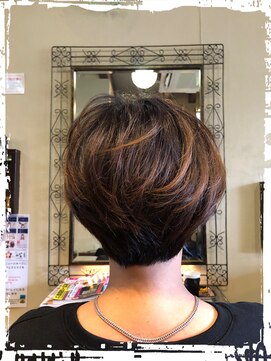 エアー(air) ショートボブ