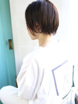 バース(BIRTH) 天神【BIRTH】前下がりショート×グレージュ 2