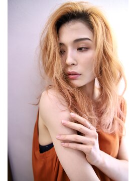 ルララドゥ 透明感ヴェールウェーブ外国人風セミロングエアリー