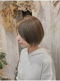 前下がりショートボブ