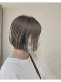 ショートボブ