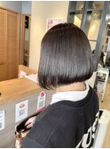 まとまりやすい内巻きボブ
