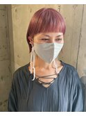 オン眉ボブのサクラピンク