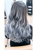 ハイトーングラデーションシルバー