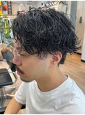 波巻きパーマセンターパートツイストパーマメンズマッシュパーマ