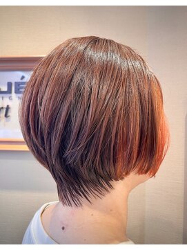 ケンジスマート(KENJE smart) 茅ヶ崎大人ショートボブ。