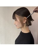 切りっぱなしボブ×ベージュイヤリングカラー♪