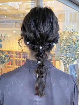 ミスト(mist) 〔mist〕ブライダルヘア/編みおろし/パールアレンジ/金沢文庫