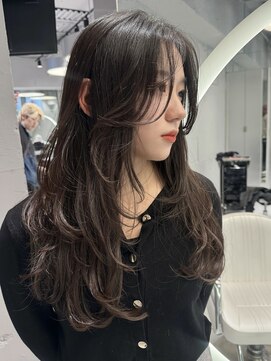 レディアル 渋谷(REDEAL) 韓国ヘア/ブリーチ/暖色カラー/ワンホン【レイヤー/渋谷】