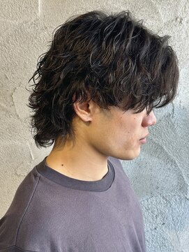 ニアウ 高崎店(Niau) サーフカール外国人風パーマメンズミディアムパーマ群馬高崎眉毛