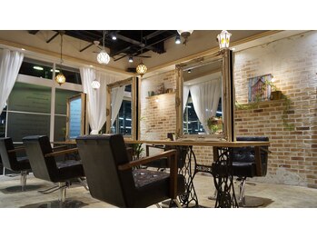 Regalo by arvo　【レガロ　バイ　アルボ】