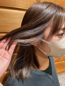 エムズキュラティフ(e'mZ Curatif) BROWN×ベージュインナー