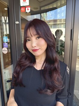 ヘア ショップキャリーの写真/【縮毛矯正×髪質改善×カット】コテでワンカールするだけで可愛くセットできる♪扱いやすく綺麗が続く髪◎