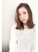 好感度アップのミディアムヘア