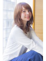 ラフ フロム ガーデン(Laf from GARDEN)&nbsp;【寺尾拓巳】大人かわいいひし形レイヤーカットシアーベージュ