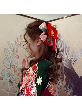 ラヴェルデ 成人式・入学式・卒業式ヘアセット