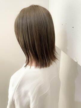 ネオリーブアイム 横浜西口店(Neolive aim) 切りっぱなしボブ オリーブアッシュ【横浜】