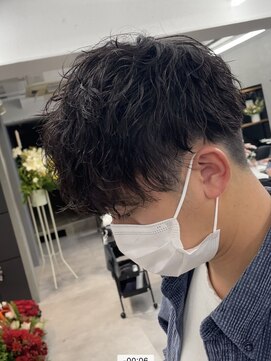 オーバルバイアピッシュ(OVARL by apish) 波巻きスパイラル/ツーブロック/癖毛カット/なみなみウェーブ