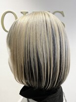 ラビスモア(Lovis moa)&nbsp;魅力倍増カール/セミディ/シアーカラー/ダークアッシュ/姫カット