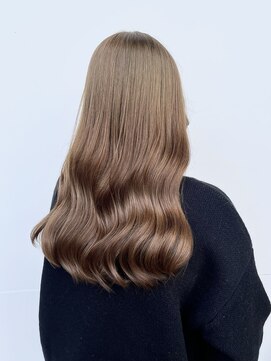 アリュア(Allure) つやつやベージュ