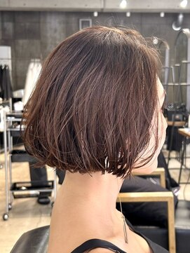 シスタ(SISTA) くせ系ボブミニボブ柔らかいベージュカラー【自由が丘】