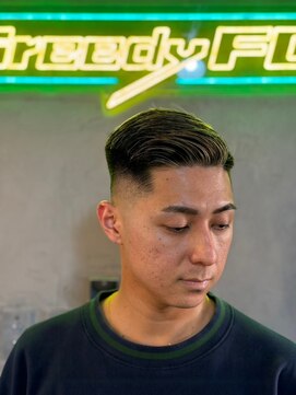 グリーディーフォックス 代々木(Greedy FOX) 波巻き/ハイライト/マッシュパーマ/ウルフ[シェービング]