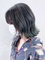 シオン(shion)&nbsp;ダブルカラー美髪ミディアムくびれヘア_ba353112