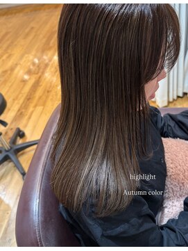 ルッツ(Lutz. hair design) ハイライトカラー