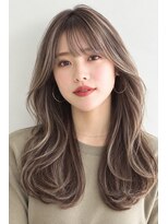 アース 川口店(HAIR&MAKE EARTH) 白髪ぼかしハイライトで柔らかく魅せる大人のロングスタイル