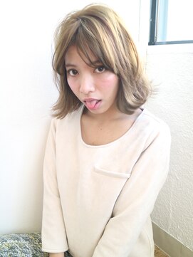 フェリシータ 服部店(felicita) 外国人風アッシュ☆センターパートエフォートレスボブ