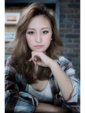 シエナ 渋谷(Siena) siena 大人かわいいウエーブxアイスペールグレージュ